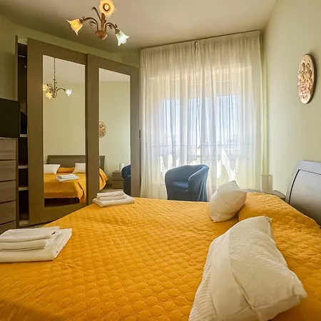 With 2 Bedrooms In Minori